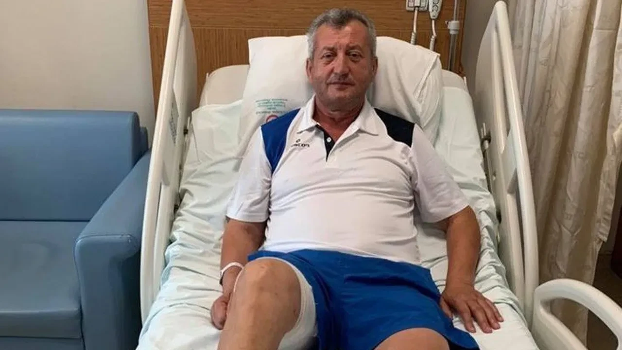 Eski Menemen Belediye Başkanı Tahir Şahin denizde fenalaşarak hayatını kaybetti