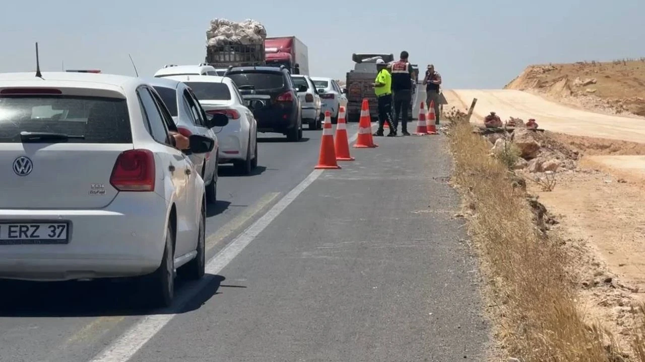 Şanlıurfa'da tırın çarptığı yaya hayatını kaybetti, kaza anı güvenlik kamerasında kayıtlı