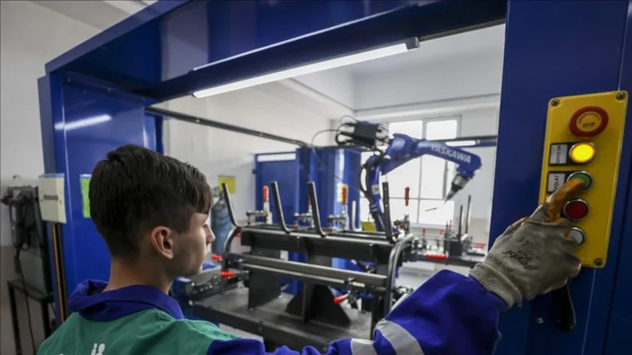 Gençlerin Eğitimi ve İstihdamında Dikkat Çeken Veriler Ortaya Çıktı