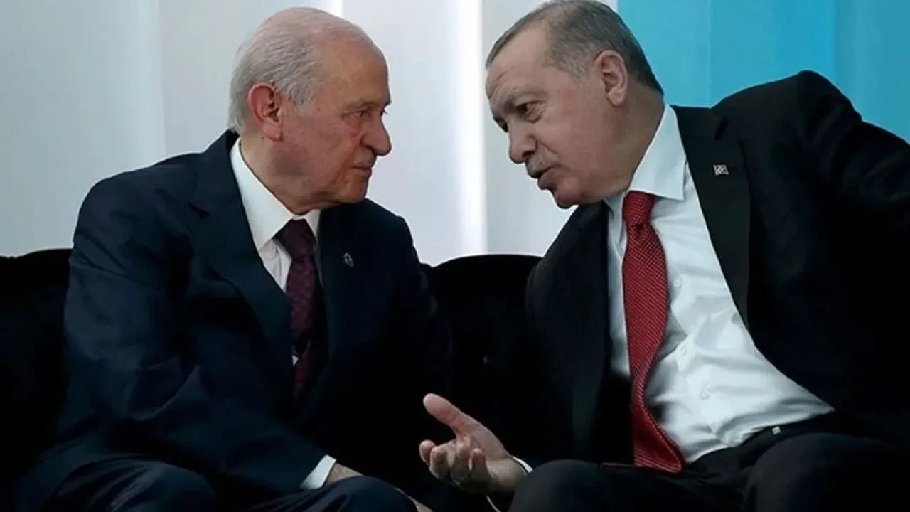 Bahçeli'den PKK'nın silah imhasına destek: Terörsüz Türkiye hedefi vurgulandı