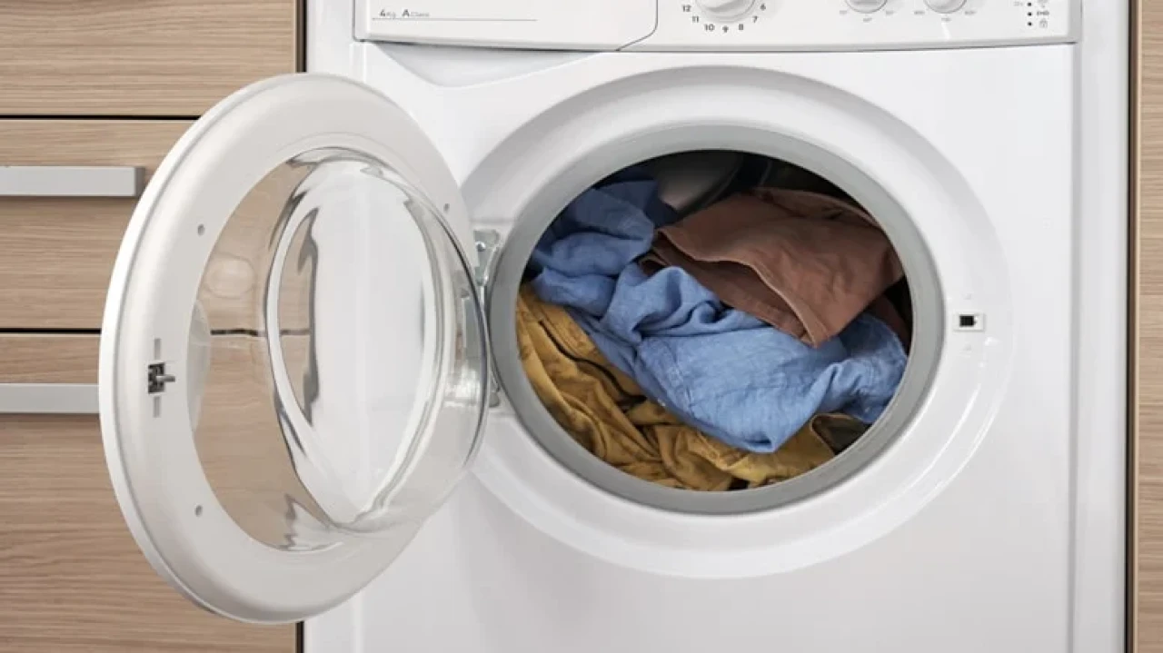 İngiltere'de Çamaşır Makineleri Mutfakta: Geleneksel Evlerin Kültürel Normu