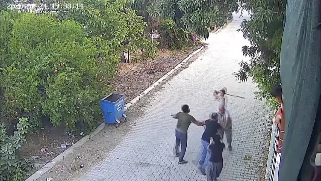 Miras Kavgasında Kardeşlere Baba ve Oğlu Sopa ve Tüfekle Saldırdı: Bir Ölü, Bir Yaralı