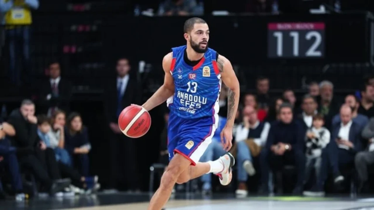 Anadolu Efes, Darius Thompson ile sözleşmesini feshetti
