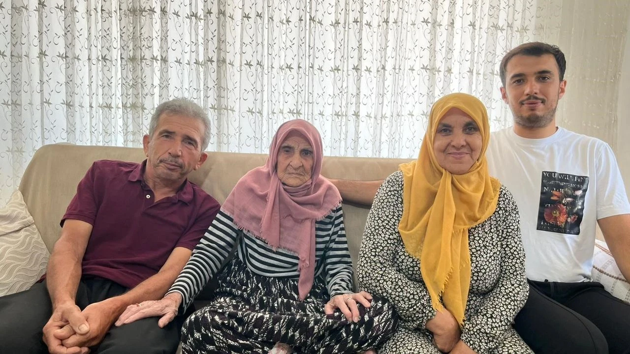 101 yaşındaki Fatma Nine, torununun torununu görmenin mutluluğunu yaşıyor