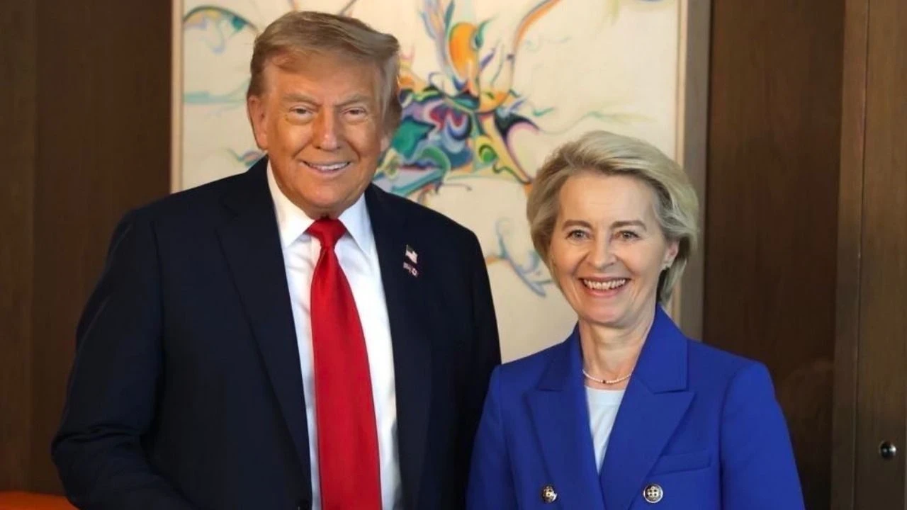 Trump ve von der Leyen, AB-ABD ticaret anlaşması ile gümrük tarifelerini yüzde 15'e çekti