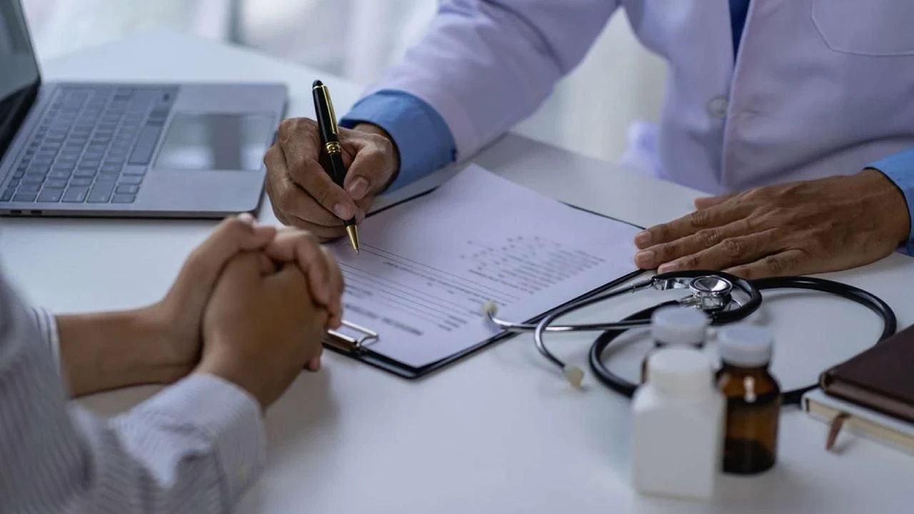 Yeni sağlık yasası hekimlerin çalışma koşullarını ve organ bağışını düzenliyor