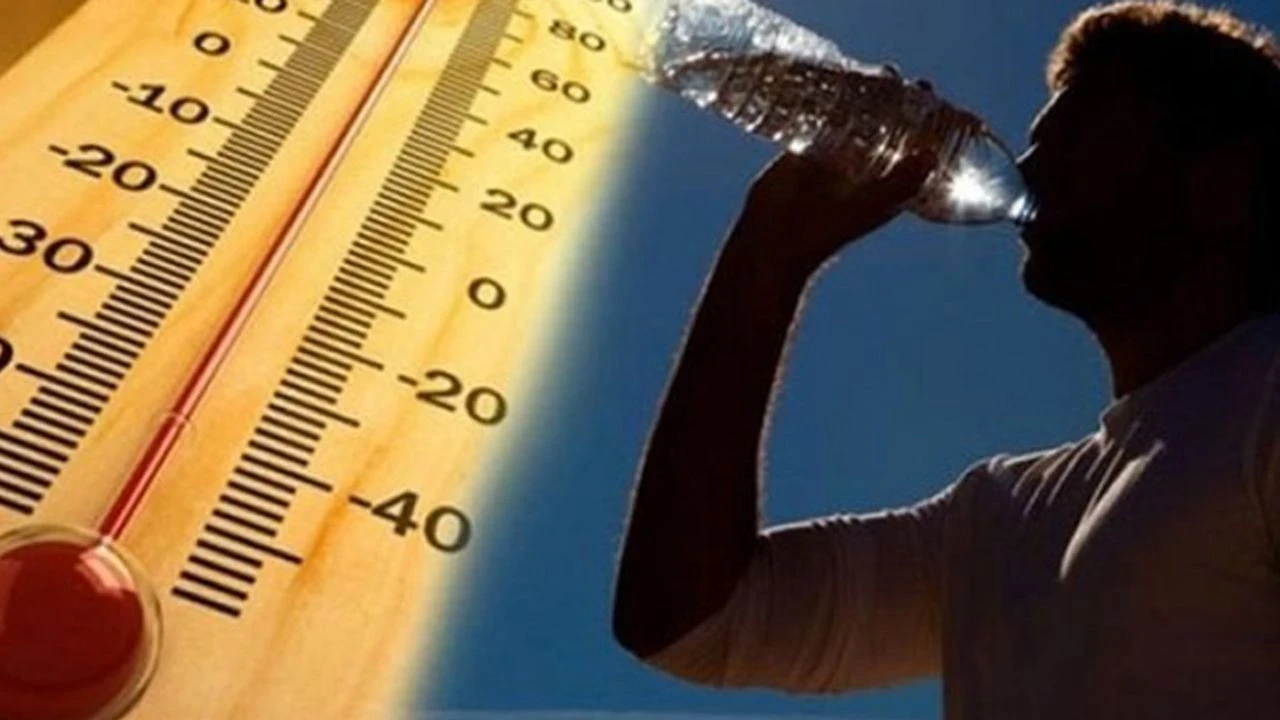 İstanbullulara sıcak hava uyarısı: 39 dereceyi geçecek sıcaklıklar ve yüksek nem!