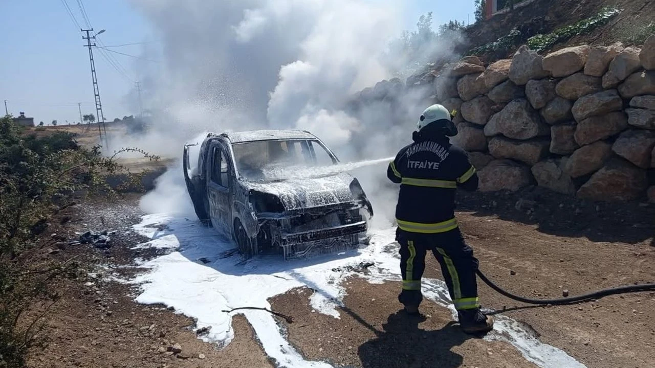 Pazarcık'ta araç yangını paniğe neden oldu, can kaybı yok, maddi hasar var!