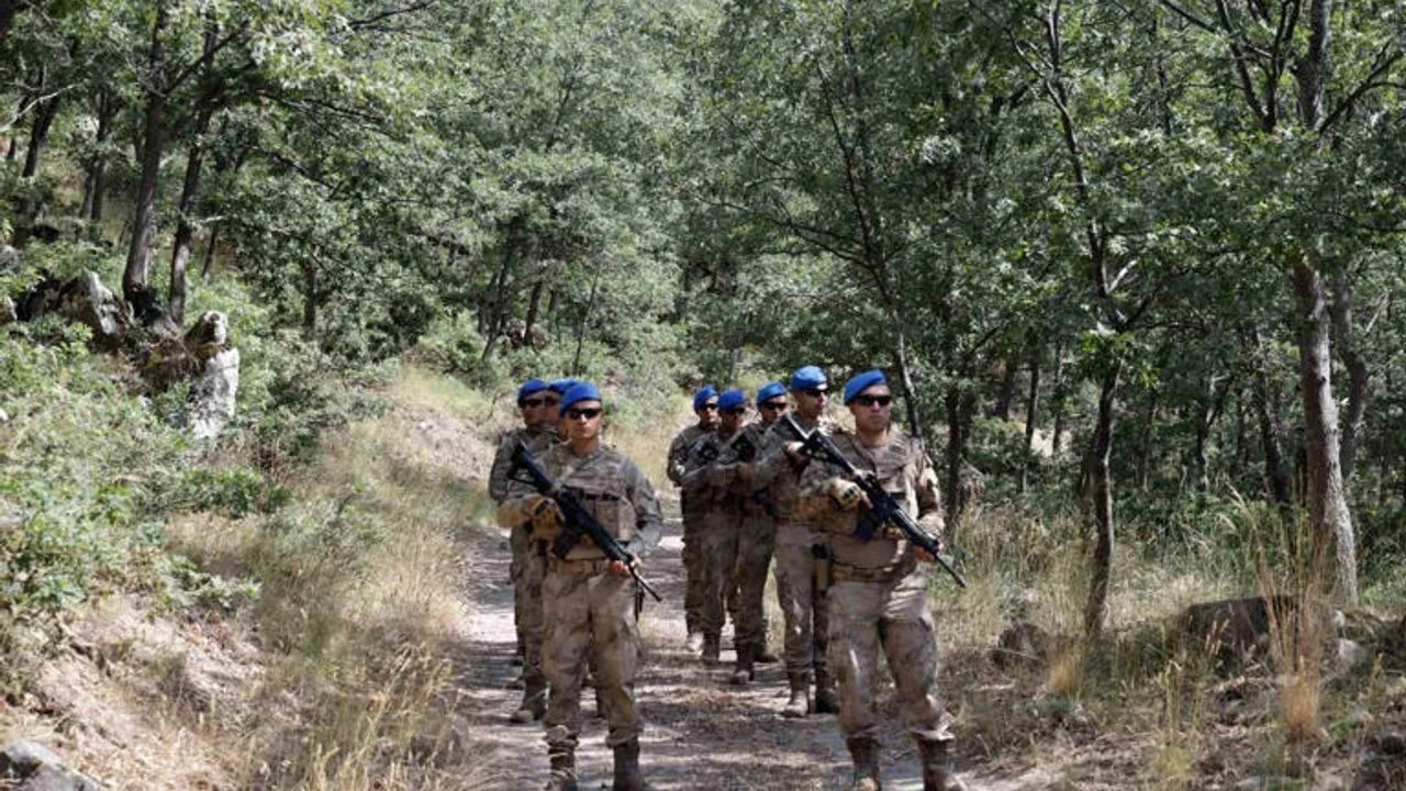 Aksaray'da Komandolar Yangınlara Karşı 24 Saat Nöbet Tutuyor