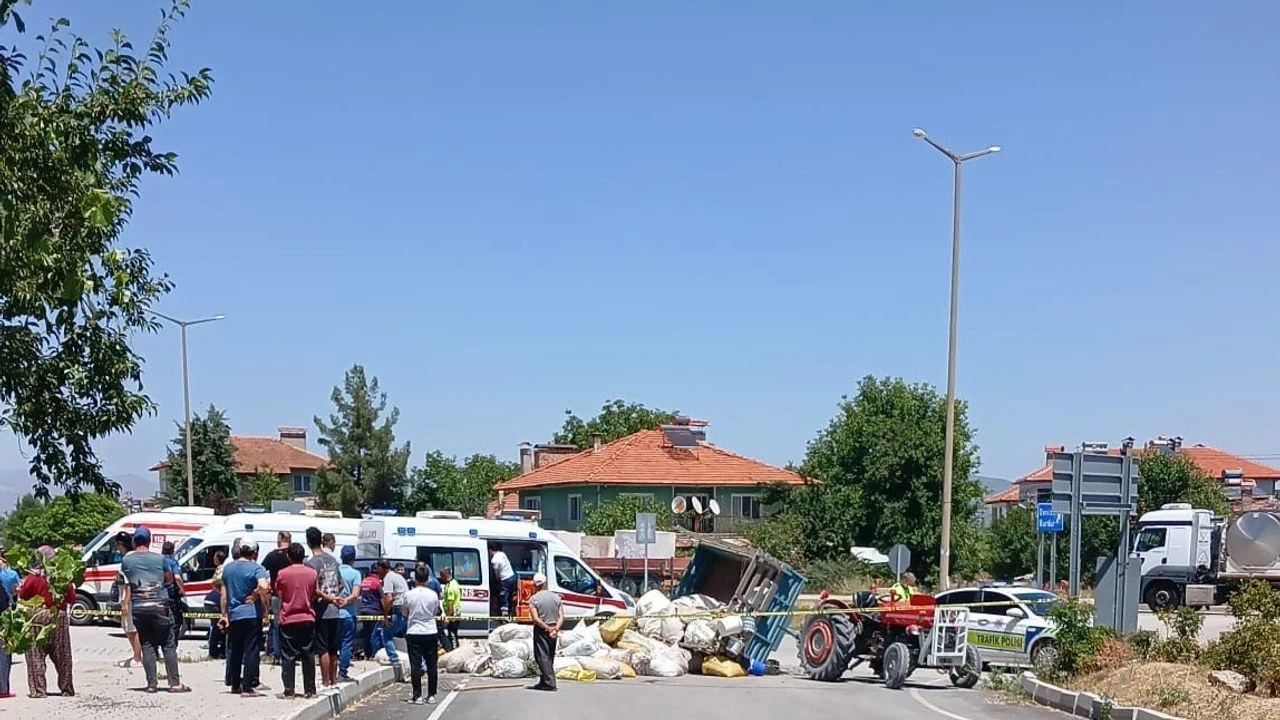 Gölhisar'daki Trafik Kazasında Yaşar Özdemir Hayatını Kaybetti, Yedi Kişi Yaralandı