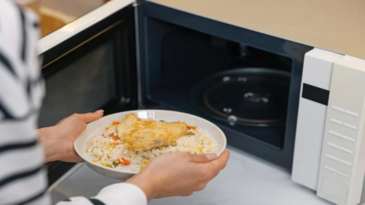 Mikrodalga Fırınlar Tarihe Karışıyor, Türkler Yeni Pişirme Teknolojilerine Yöneliyor