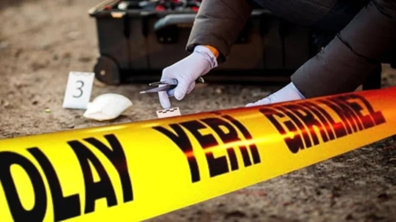 Kırsal Mahallede Eşini Bıçaklayarak Kaçan Adam İntihar Etti