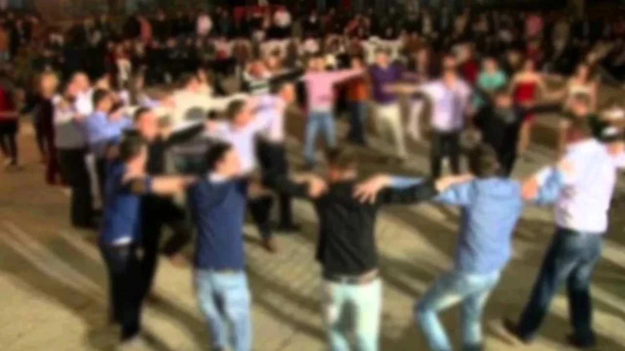 Kına gecesinde halay tartışması kanlı bitti: 15 yaralı!