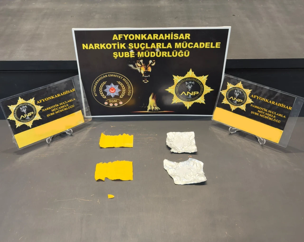 Afyonkarahisar'da uygulama noktasında uyuşturucu ele geçirildi, 4 kişi hakkında işlem yapıldı