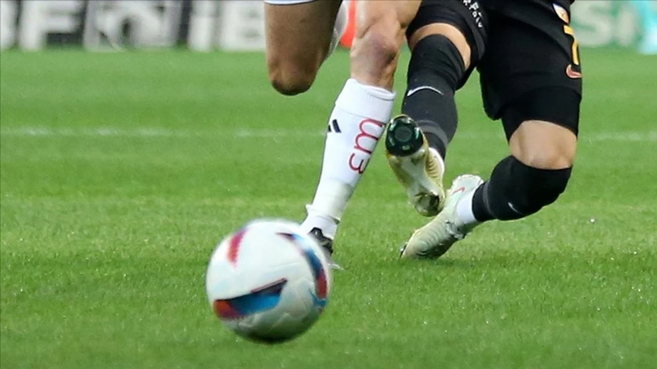 Futbolseverler için heyecan dolu bir gün: 4 Ağustos 2025 maç programı açıklandı!