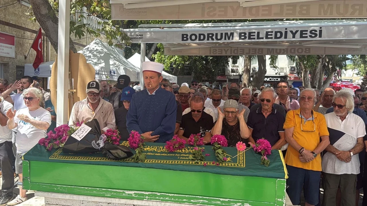 Selçuk Alagöz, Bodrum'da yaşamını yitirdi, cenazesi İstanbul'a gönderildi