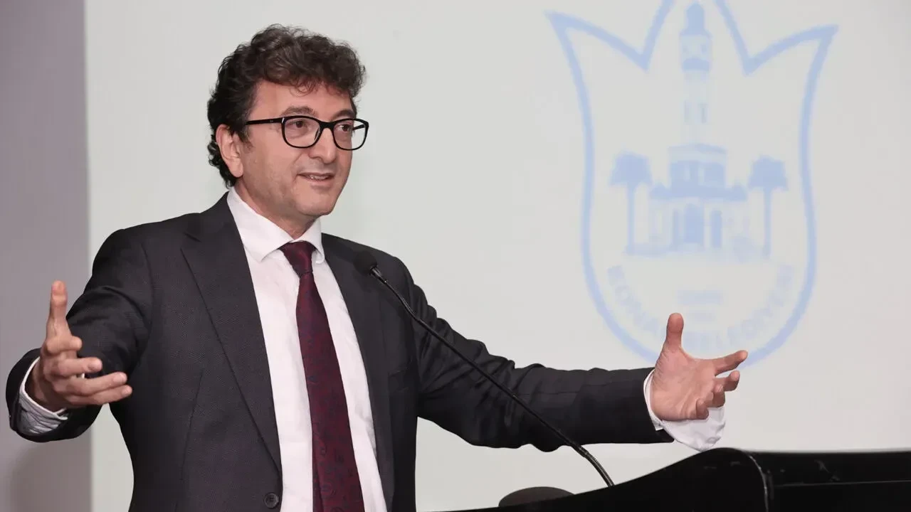 Sahte Akademisyenler Tartışması: Taşkın, Ahlaki Çürümeye Dikkat Çekti