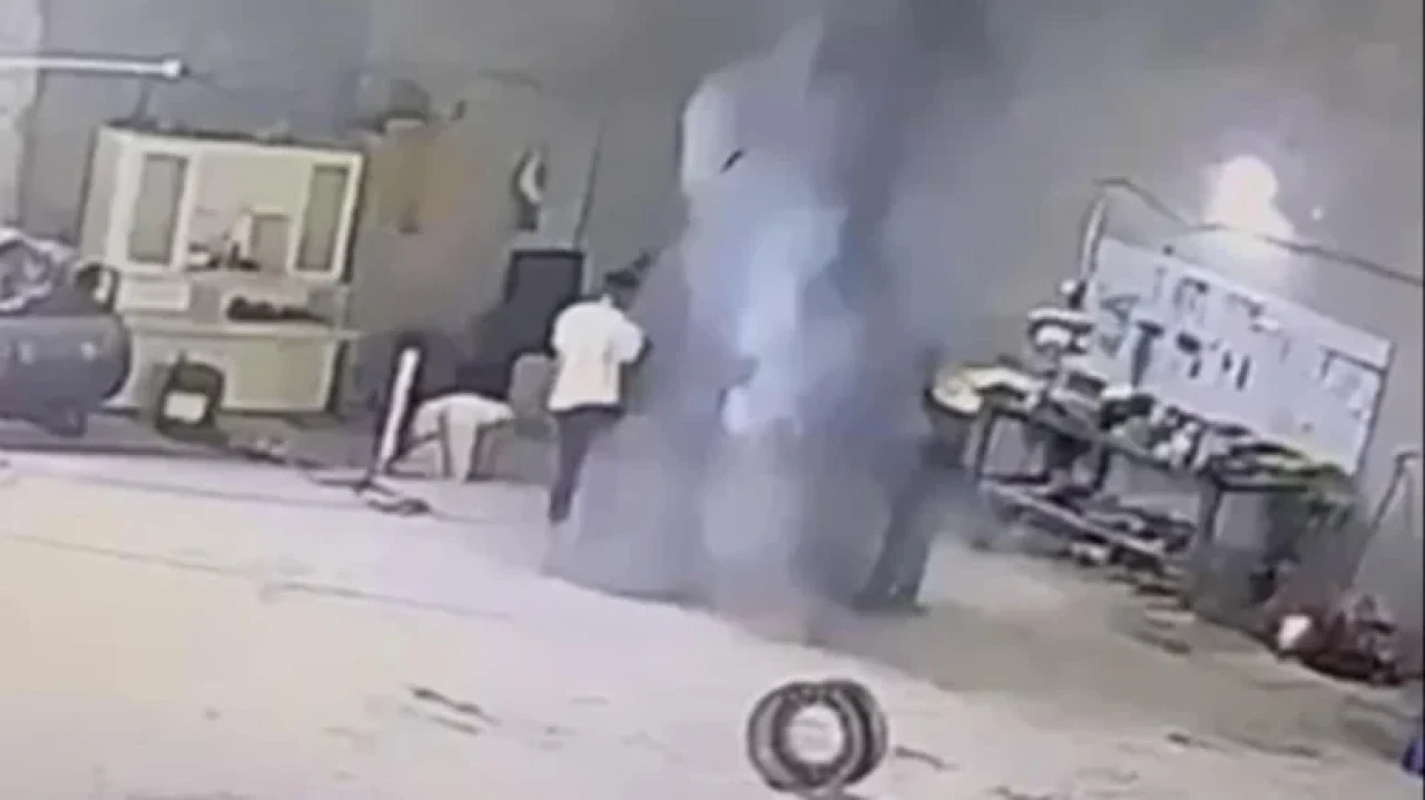 Iğdır'da lastik patlaması sonucu işçi hayatını kaybetti; güvenlik kameraları olayı belgeledi.