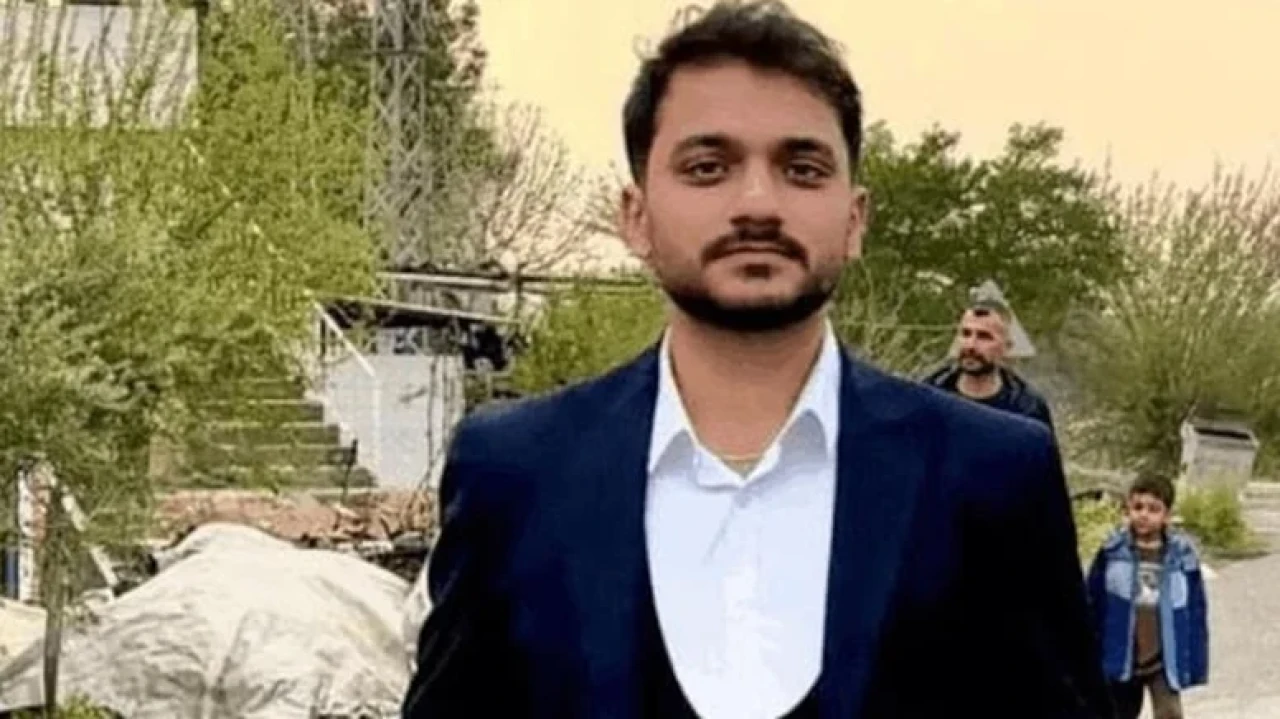 AKP'li Meclis Üyesi Bozkurt, yolsuzluk iddiaları nedeniyle istifa etti, bağımsız devam edeceğini duyurdu.