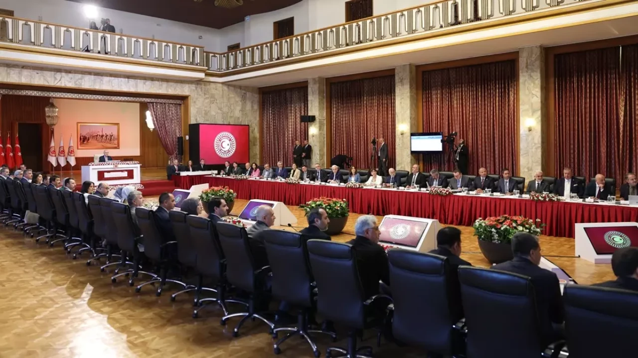 ''Terörsüz Türkiye'' Komisyonu için yeni karar! TBMM Başkanlığı'ndan 3 partiye talep