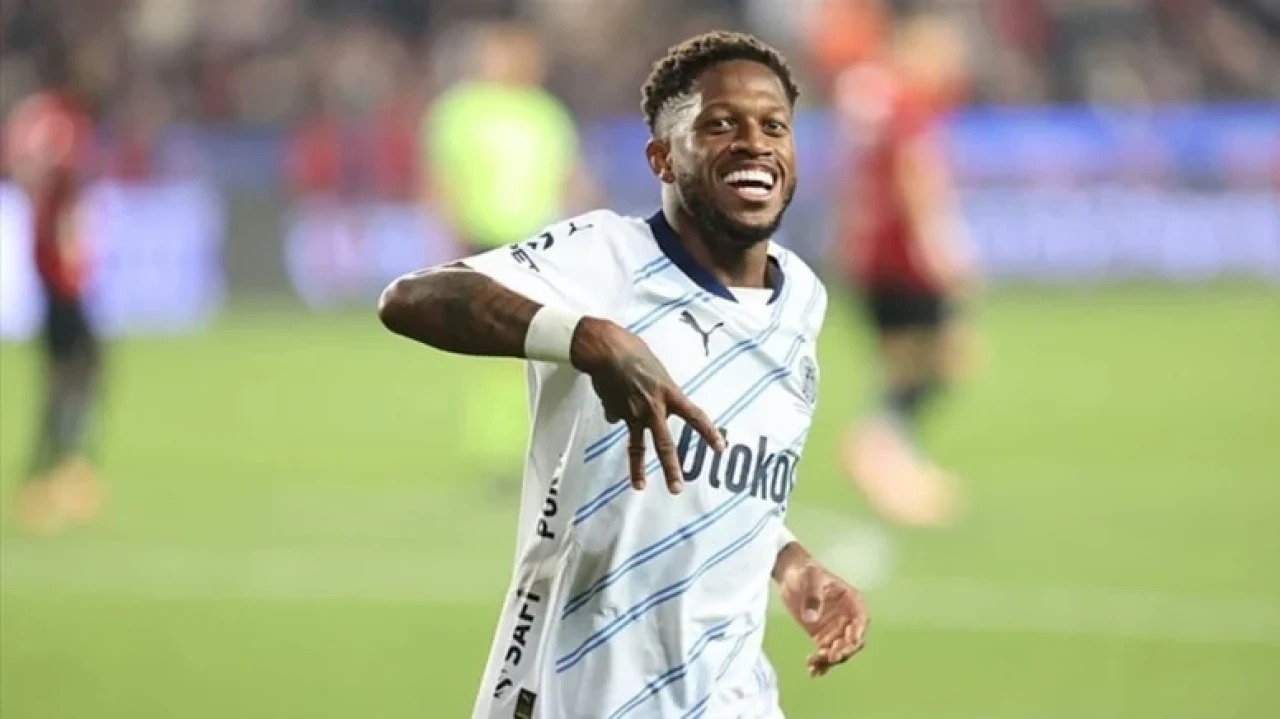 Fenerbahçe Fred’siz yeni sezona hazırlanıyor: Mourinho alternatif bulamıyor!