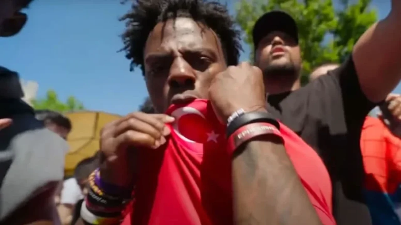 iShowSpeed, Ronaldo sevgisiyle dijital dünyada patlama yarattı ve milyon dolarlar kazandı