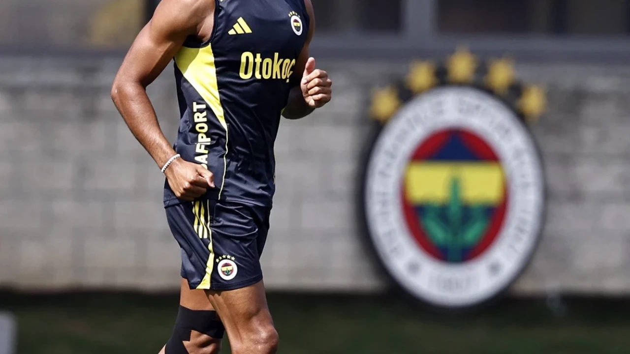 Fenerbahçe, Feyenoord maçı için kadrosunu açıkladı!
