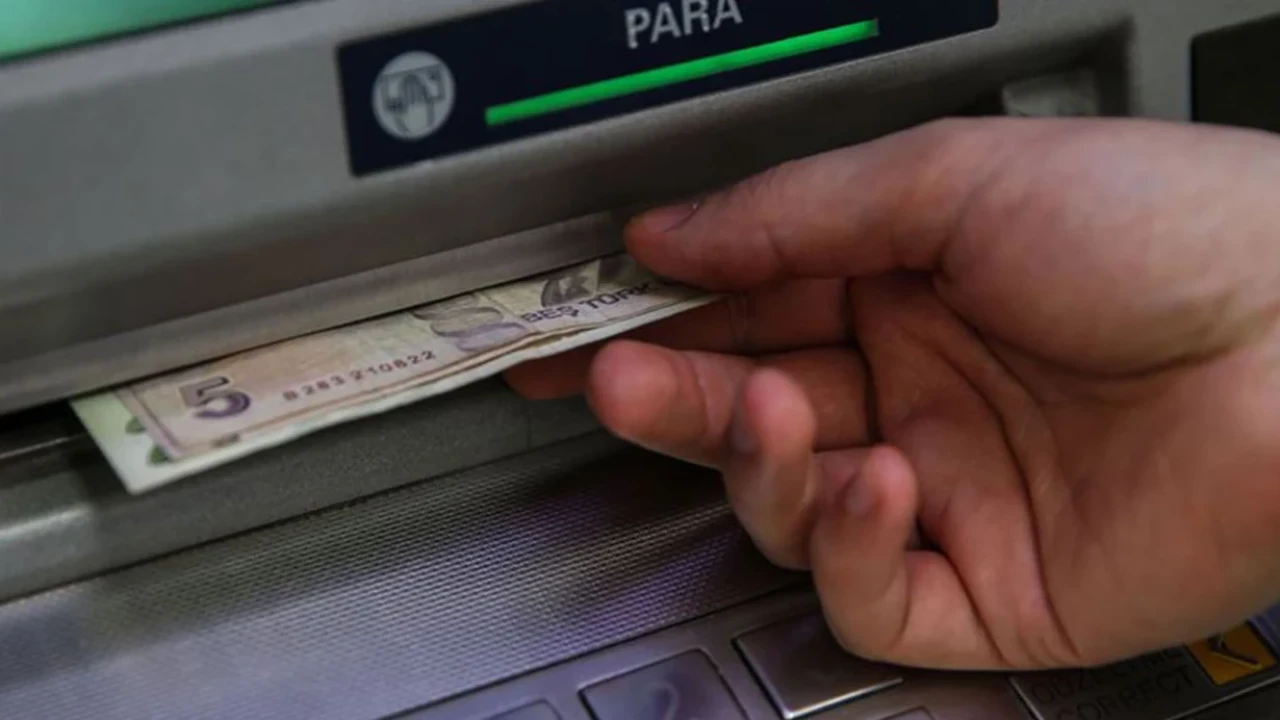 Türk bankaları Suriye'de faaliyet için hazırlık yapıyor, müteahhitler hızla devrede!