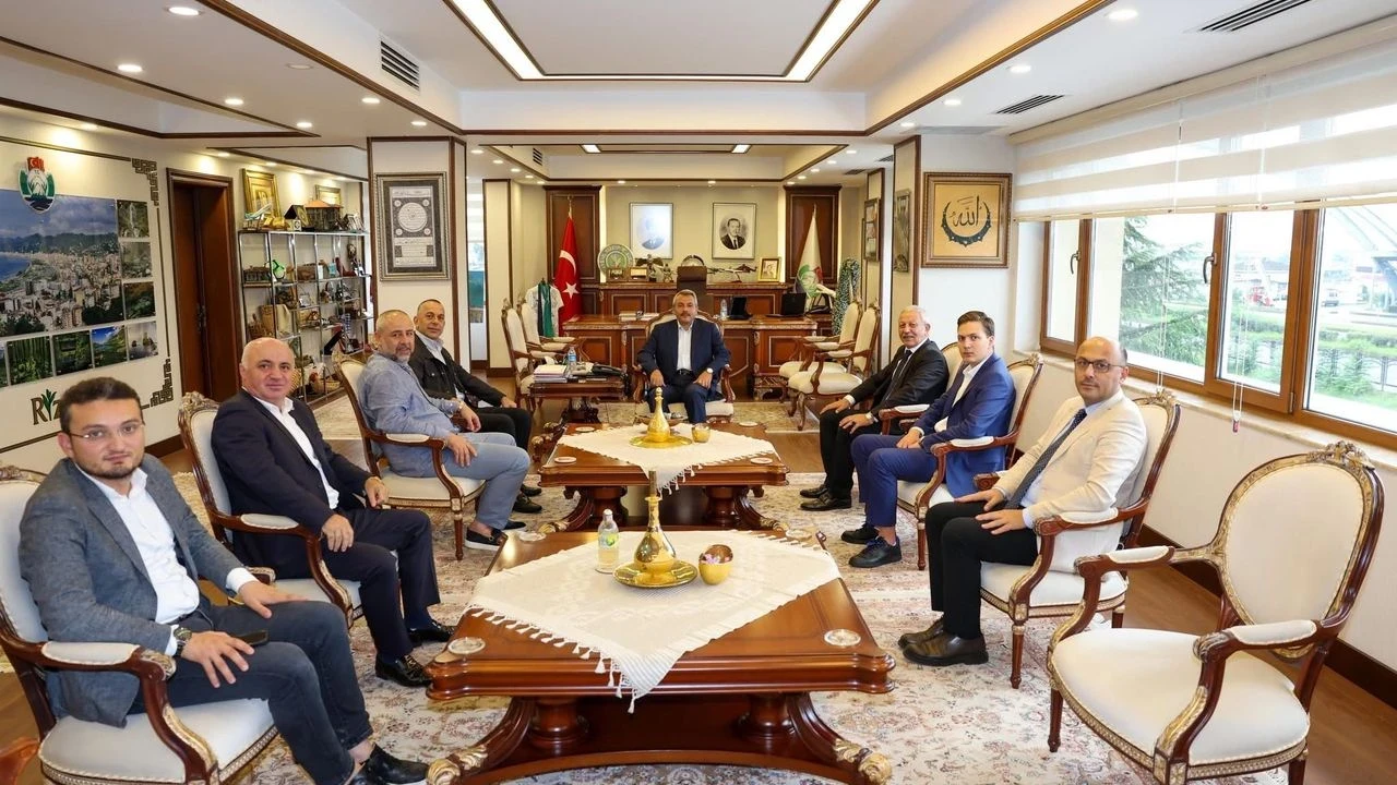 Ekşioğlu Vakfı Yönetimi, Ovit Yayla Şenlikleri Öncesi Rize'de Ziyaretler Gerçekleştirdi