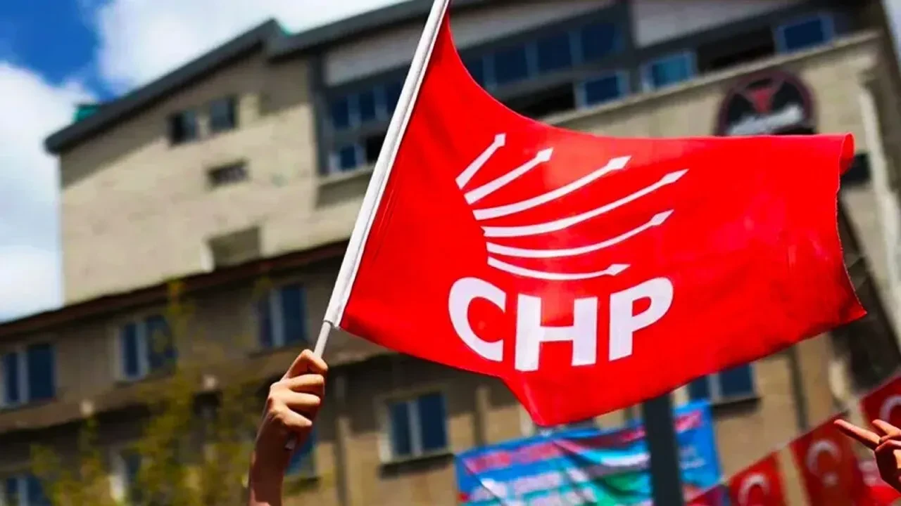 CHP Aksaray'da miting yapıyor, Özgür Özel vatandaşlarla buluşacak!