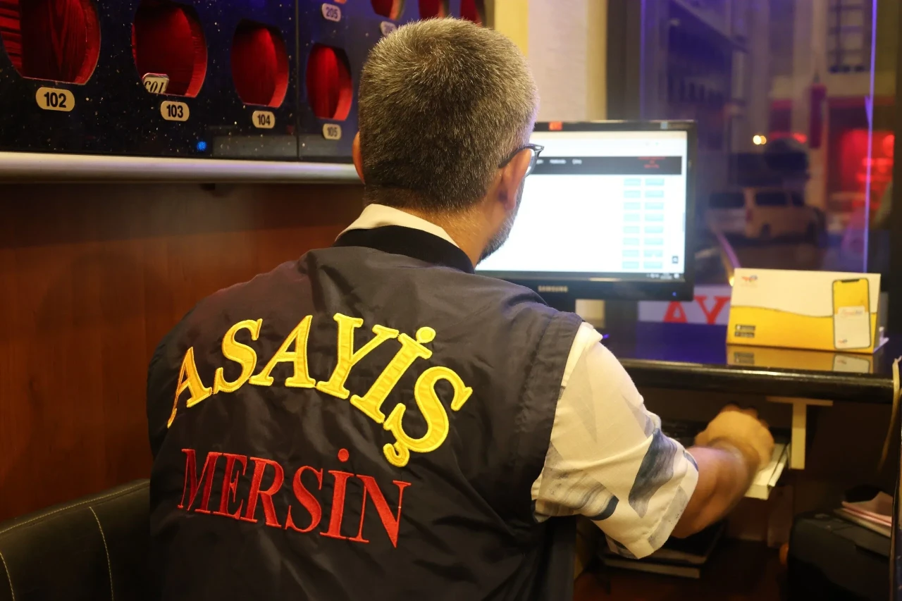 Mersin'de Konaklama Denetiminde Yüz Binlerce Lira Ceza Kesildi, Ruhsat İptalleri Başlatıldı