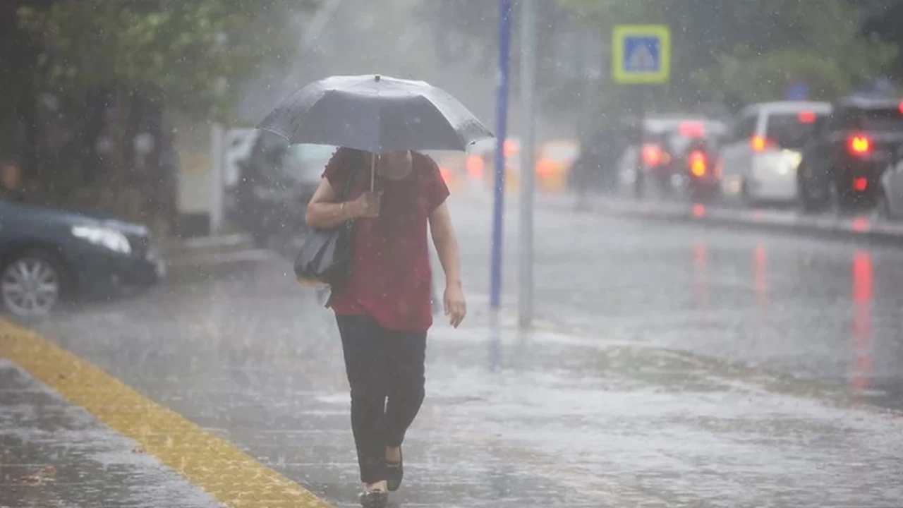 Ankara'da kuvvetli yağış uyarısı: Ekipler teyakkuzda!