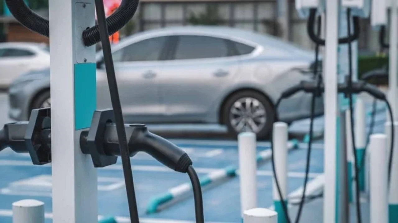 Elektrikli araç sahipleri sigorta kriziyle karşı karşıya: Primler fırladı, kapsam daraldı!