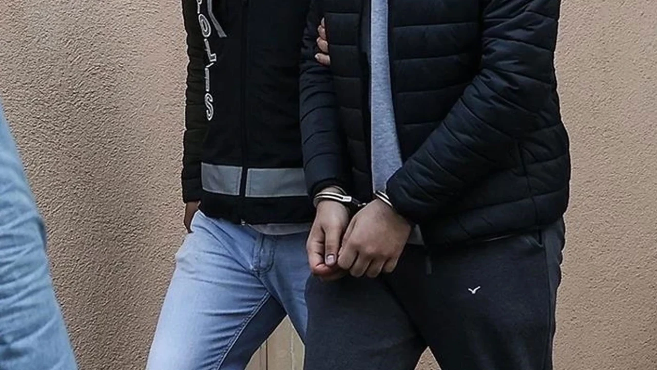 İstanbul'da eş zamanlı operasyonda 31 şüpheli yakalandı, 45 hırsızlık aracı ele geçirildi
