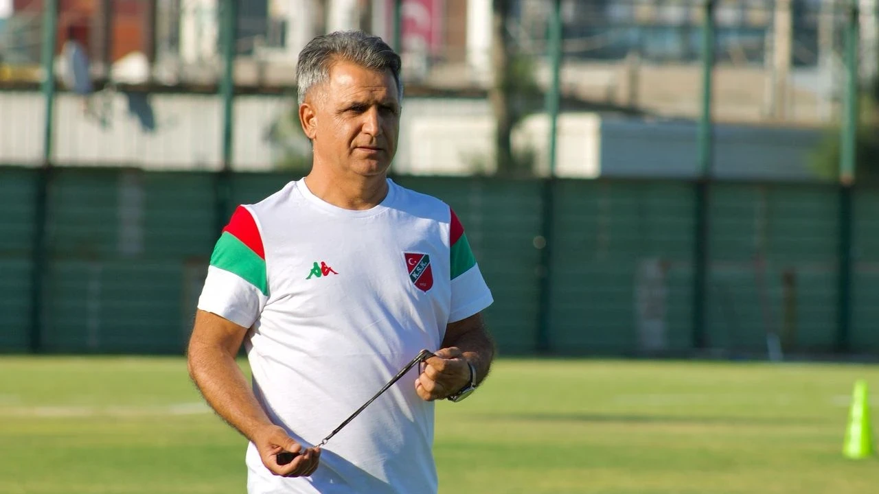 Karşıyaka yeni sezonda savunmaya ağırlık veriyor, stoper transferi hedefleniyor