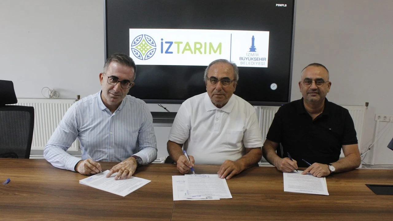 İzmir'de Dünyanın İlk Tıbbi Aromatik Bitkiler Tarım Bölgesi Kuruldu