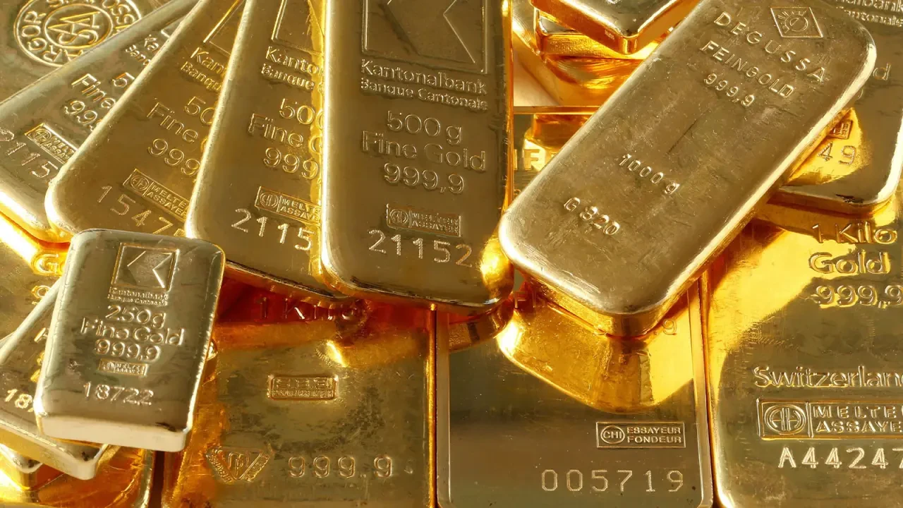 Doların düşüşü altın fiyatlarını yükseltti, gram altın 4,388 TL'ye çıktı
