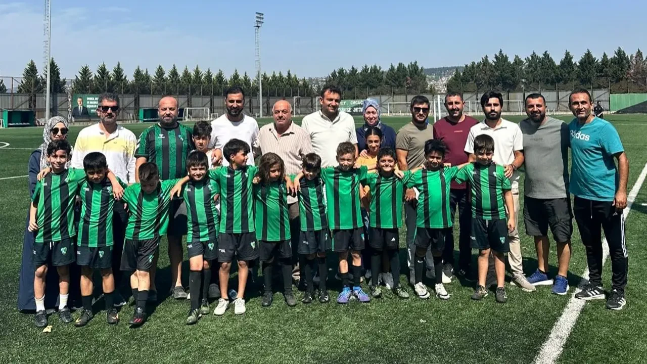 Dilovası Kocaelispor Futbol Akademisi, Geleceğin Yıldızlarını Yetiştiriyor!