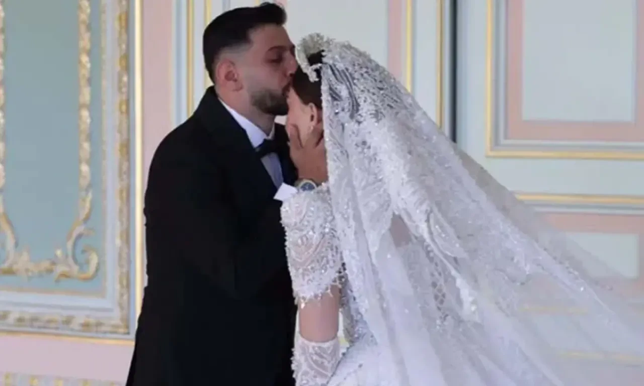 Burak Bulut ve Eda Sakız, düğünle aşklarını taçlandırdı!