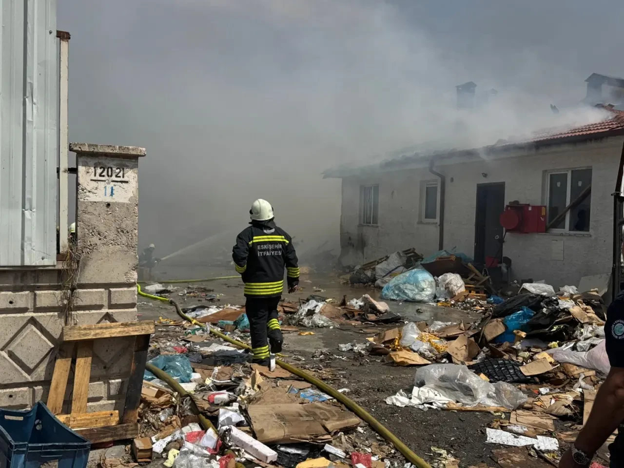 Eskişehir'de yangın! Müdahale ediliyor