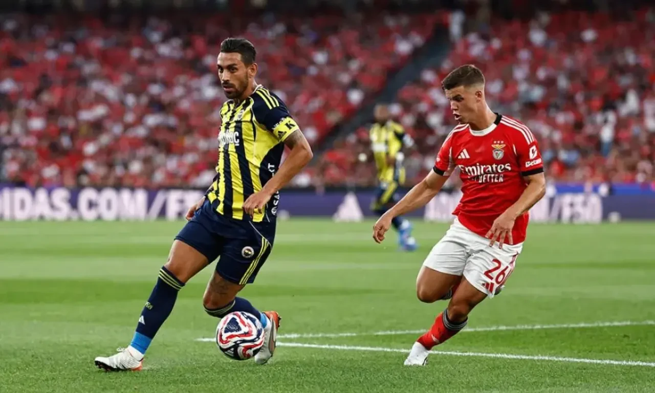 Fenerbahçe, Feyenoord'u geçip Benfica ile Şampiyonlar Ligi play-off'unda buluştu!