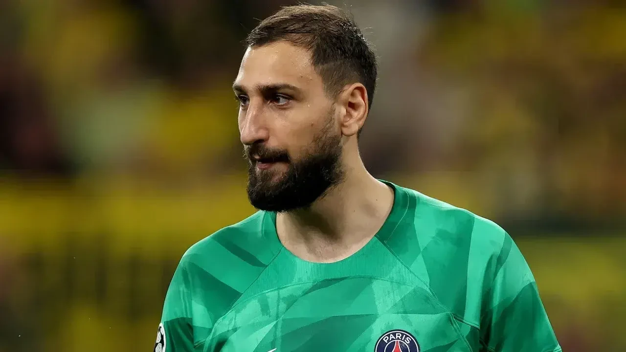 Gianluigi Donnarumma: İtalya'nın Parlayan Kalecisi