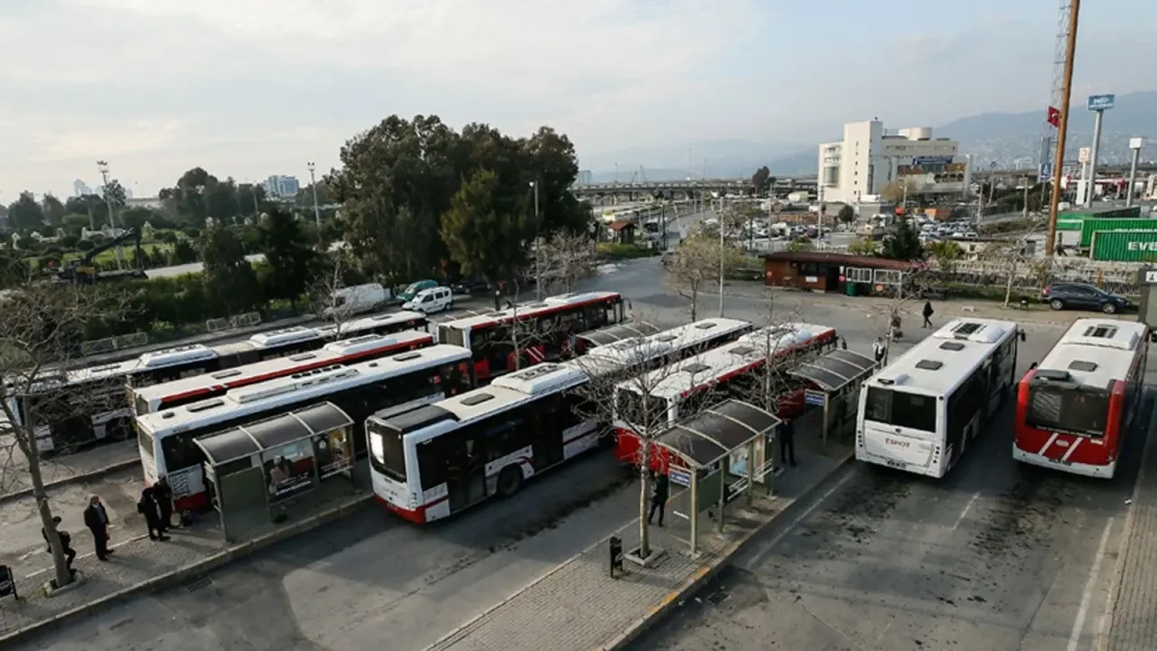 İzmir'de Toplu Taşıma Ücretleri Artıyor ve İZBAN'da Yeni Düzenleme!
