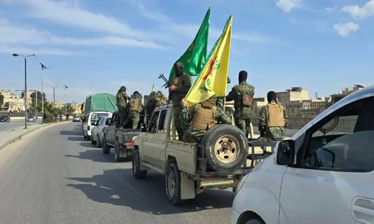 Şam'a yakın aşiretlere pusu kuruldu: PKK/YPG 50 sivili kaçırdı: Aralarında kadınlar da var!