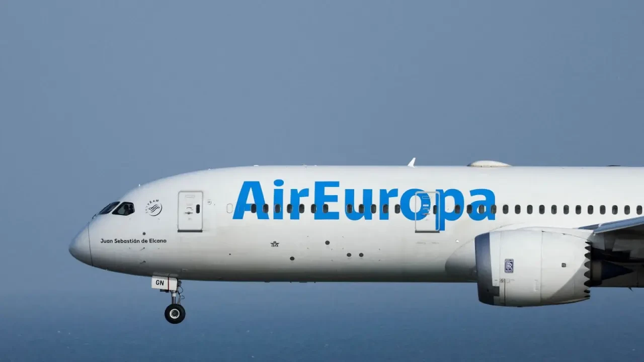 THY, Air Europa'nın %26 hissesine 275 milyon euro ile ortak oldu, İspanyol hükümetinden onay aldı.