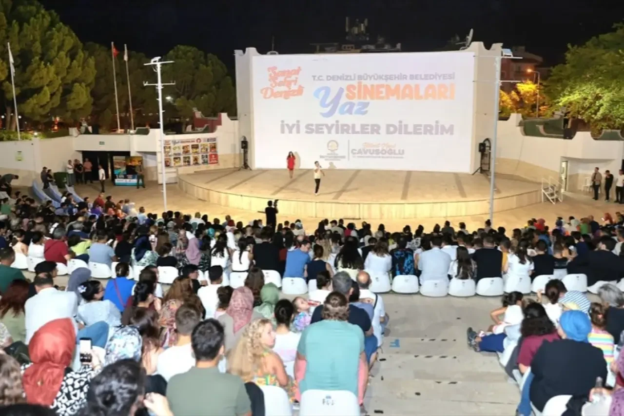 Denizli'de Yaz Sinema Akşamları, vatandaşları ücretsiz filmlerle buluşturuyor!