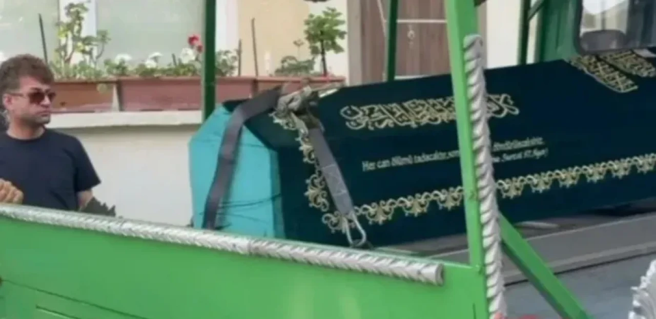 Güllü'nün Son Yolculuğu: Kızı Tuyan'ın Feryadı Yürekleri Dağladı