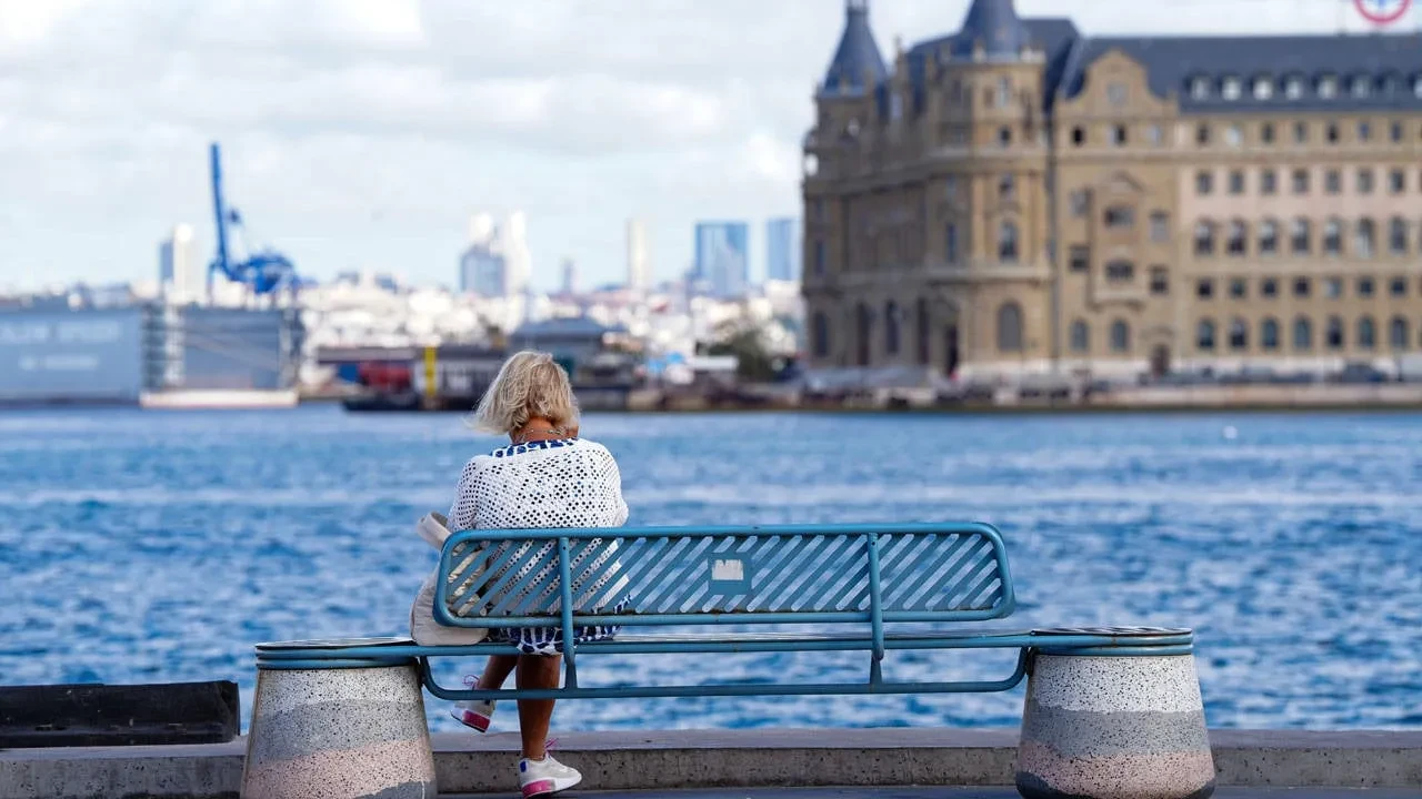 Hafta Sonu Hava Durumu: Yağışlı ve Serin Bir Başlangıç Bekleniyor!