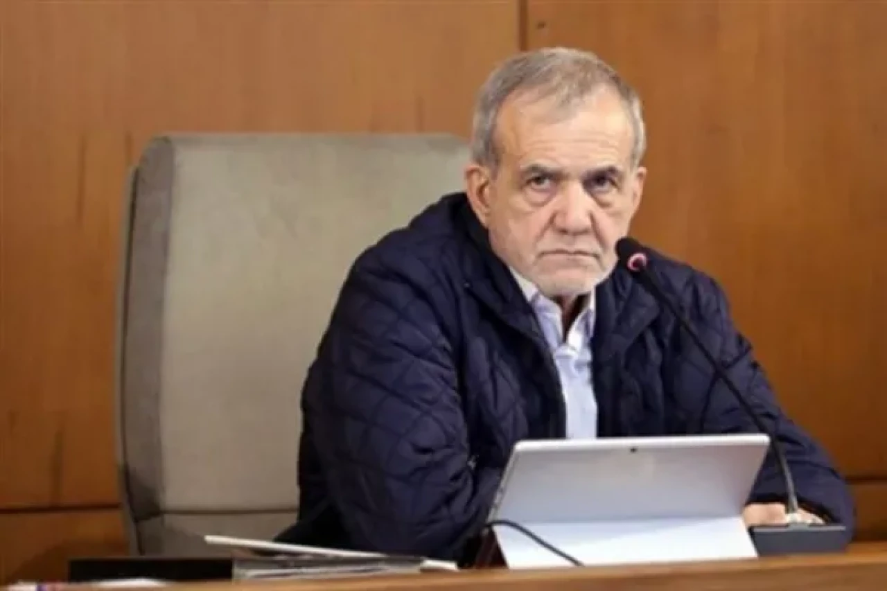 Pezeşkiyan: İsrail ve ABD’nin saldırıları diplomasiye ihanet, barışa darbe