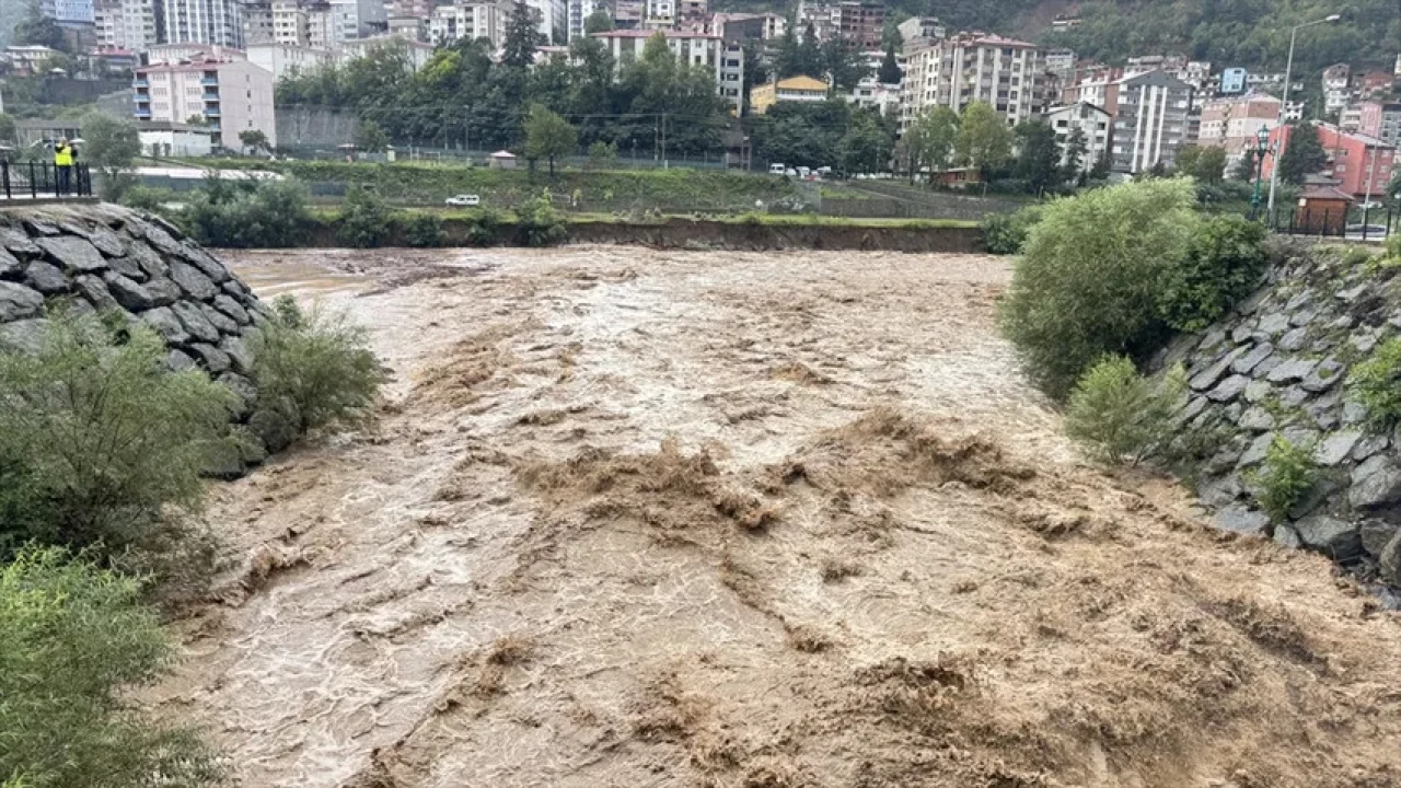 AFAD'dan 4 il için turuncu kodlu gök gürültülü sağanak uyarısı